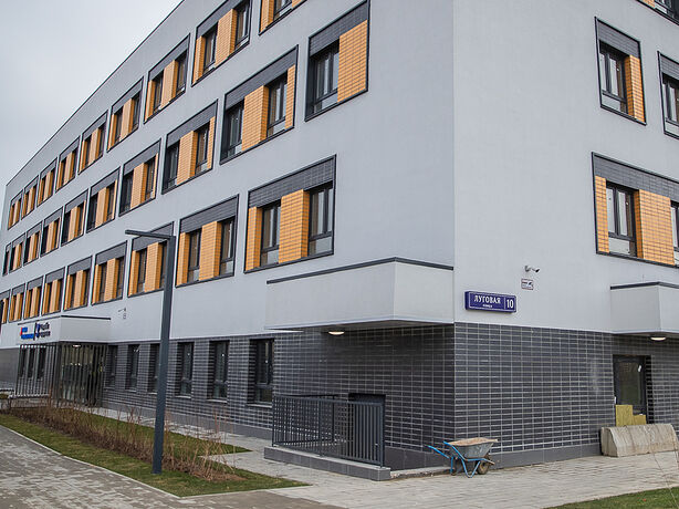 Андрей Иванов проверил ход строительства новой поликлиники в рабочем посёлке Заречье Андрей Иванов проверил ход строительства новой поликлиники в рабочем посёлке Заречье